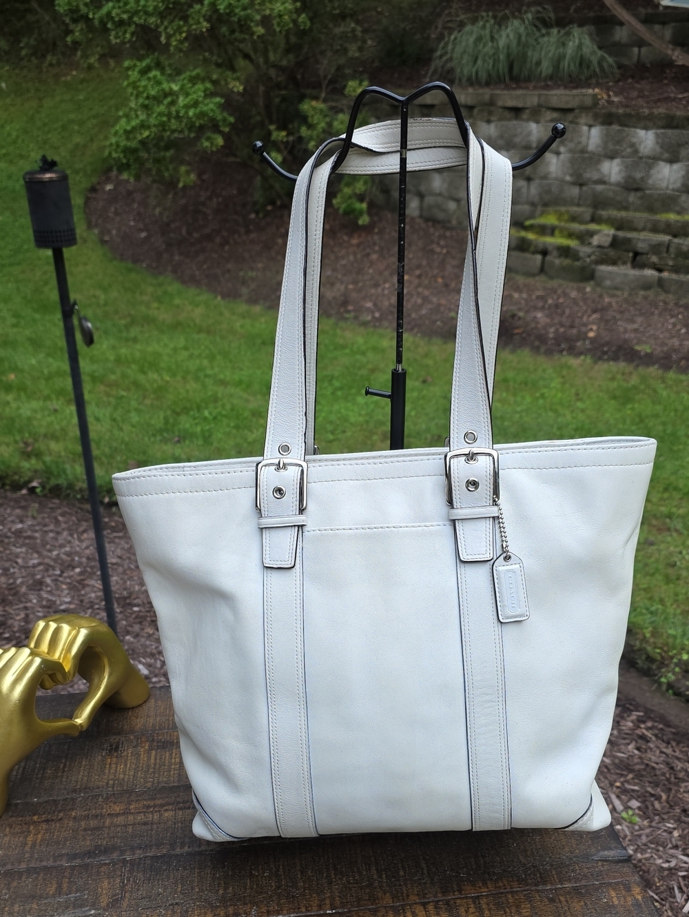 Coach Hampton White Leather Tote with Double Straps and Tag